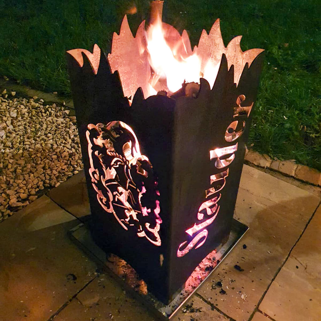 Stauder Pils Mini Feuertonne in 66 cm mit Rostpatina und Feuer