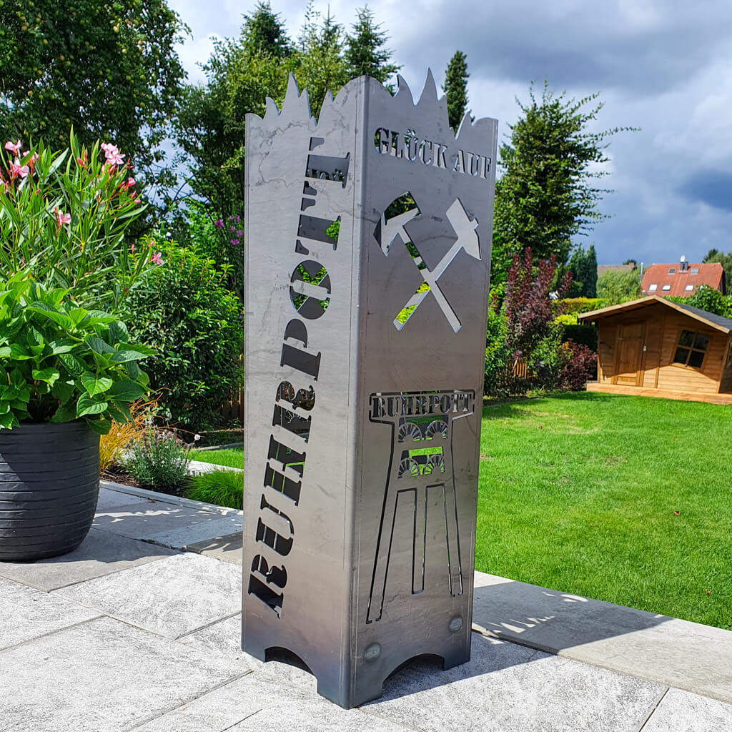 Ruhrpott Feuertonne Feuersäule in Walzblau